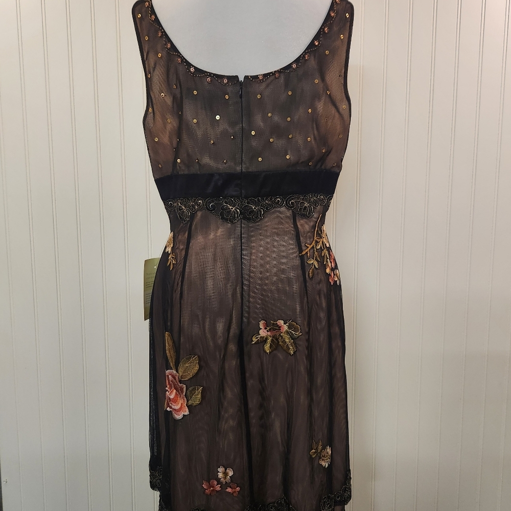 NEW Adrianna Papell Black Mesh Floral Embroidered Sequin Cocktail Dress Size 12 - Picture 2 of 16